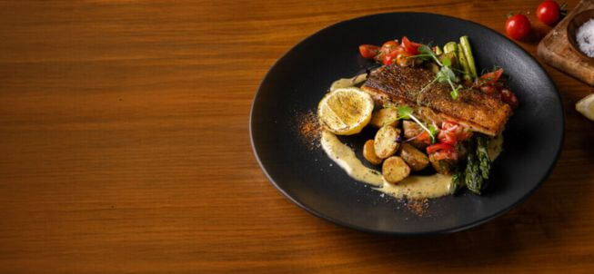 Dine Around Dubai with Our Half Board Package title=